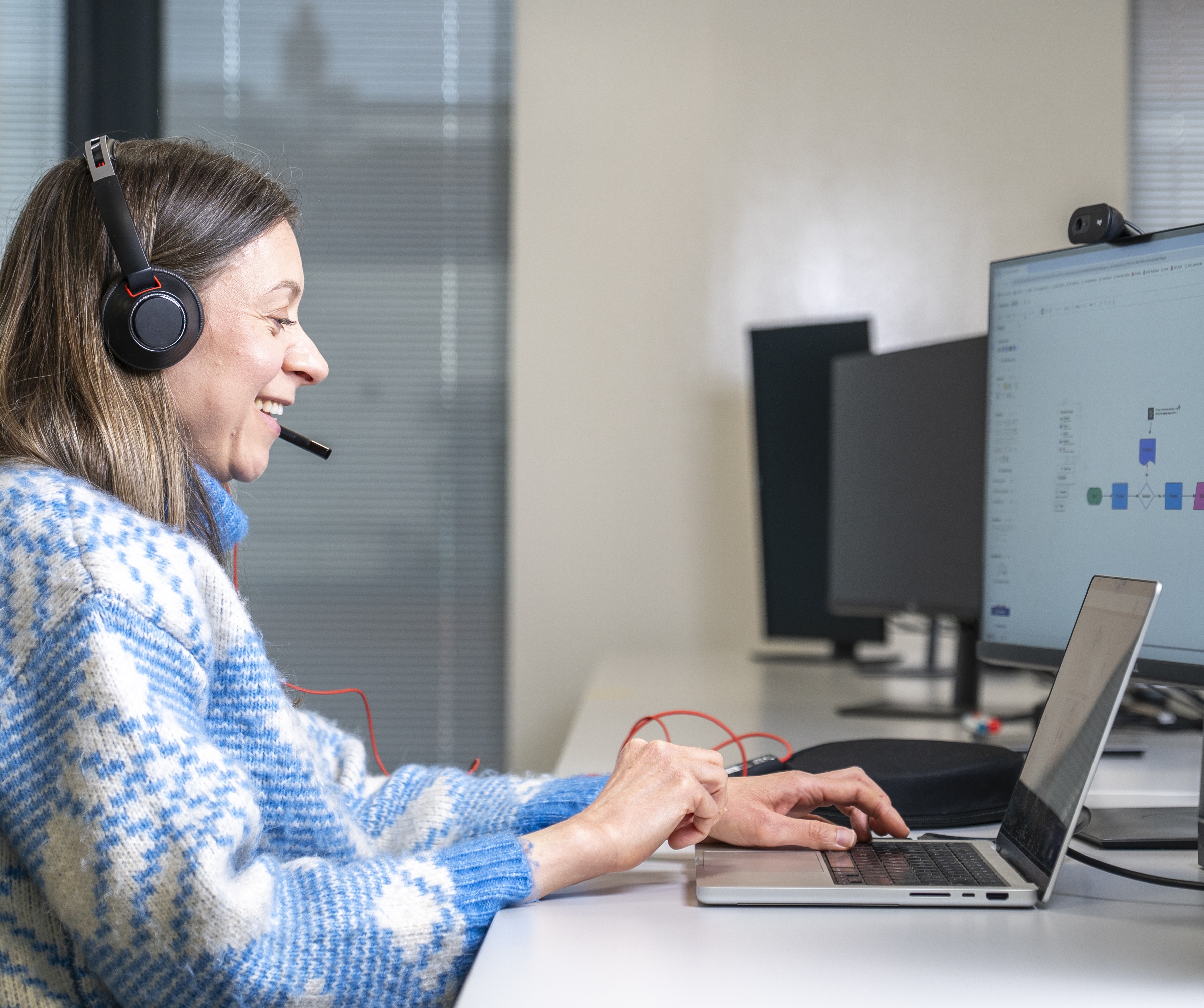 Employee connecting on an online meeting